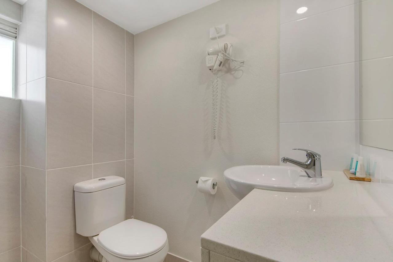 Endeavour Inn Emu Park Kültér fotó
